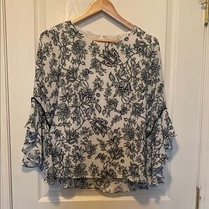 Black and White floral Blouse with Scoop Neck and Bell Sleeves